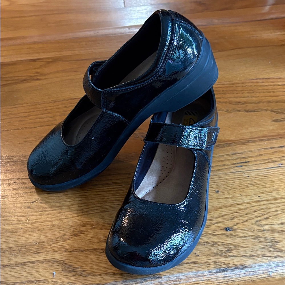 Clarks Black Patent Leather Dress Shoes